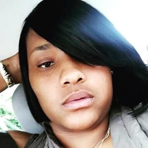 Meet your Posher, Candice